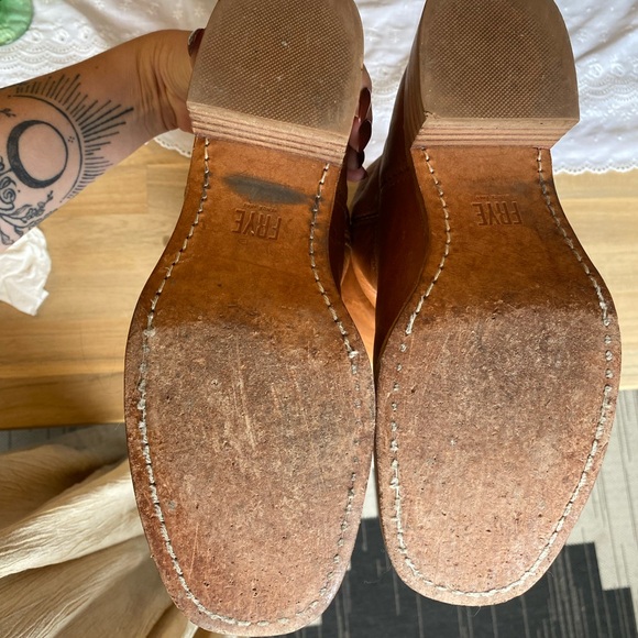 🍊 Frye Cognac Campus Boots 🍊 - Picture 11 of 11